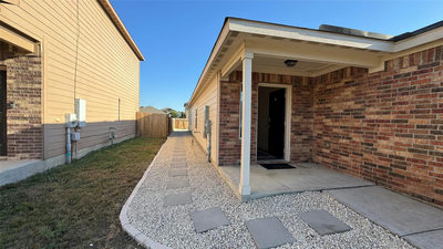 1421 Breanna Ln — photo 2