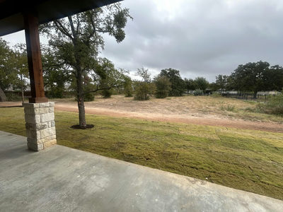 320 Lazy Creek Dr — photo 2