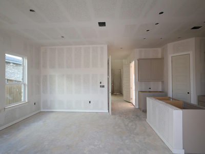 840 Corvallis Dr — photo 3
