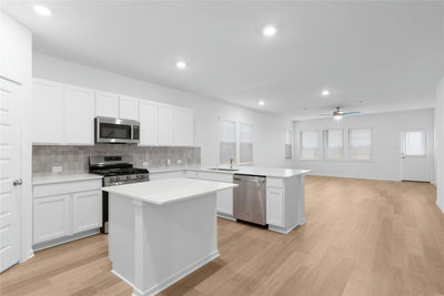 25521 Flora Bella Ln — photo 4