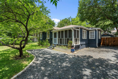 2810 Windsor Rd — photo 2