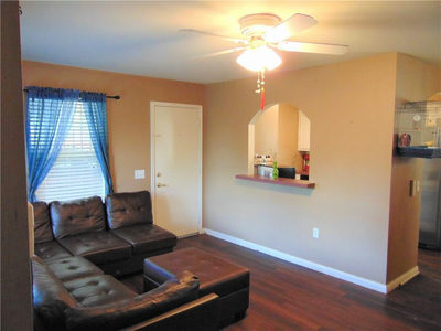 6901 Blessing Ave — photo 2