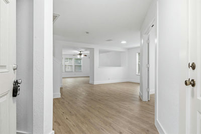 215 Myrtle St — photo 4