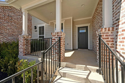 488 Orleanian Dr #B — photo 2