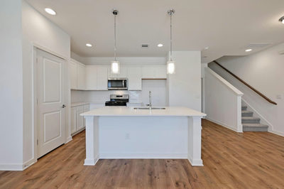 488 Orleanian Dr #B — photo 5