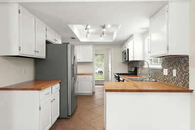 11709 Sterlinghill Dr — photo 4