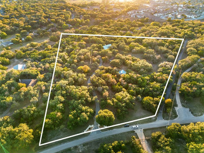 301 Crystal Meadows Dr — photo 3
