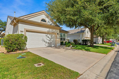 605 Farm Hill Dr — photo 2
