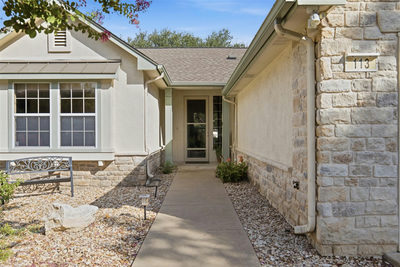 113 Larkspur Ln — photo 4