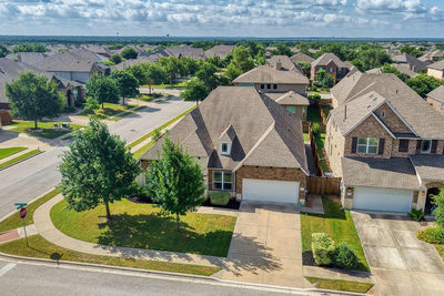 101 Canyon Lake Ln — photo 3