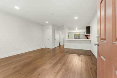 1101 Grove Blvd #708 — photo 3