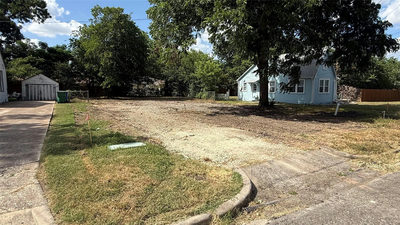 1312 Wallace St — photo 3