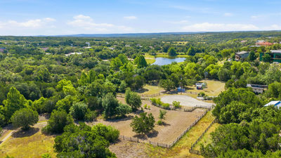 10400 Lake Park Dr — photo 3