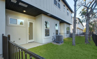 12001 Vista Parke Dr #1002 — photo 3
