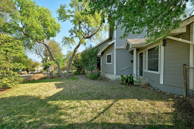 1811 W 39th St #A/B — photo 5