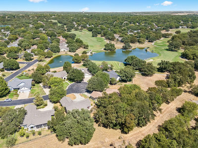 139 Crystal Springs Dr — photo 3