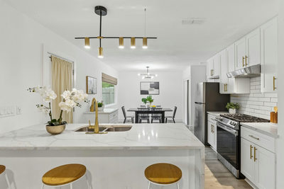 7300 Lazy Creek Dr — photo 3