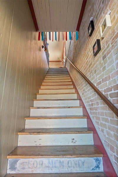 707 Chestnut St — photo 2