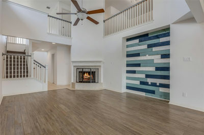 445 Venture Blvd S — photo 2