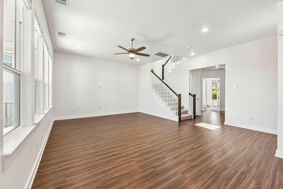 1209 Willie Ranch Way — photo 5