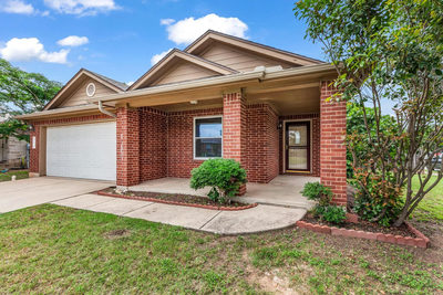 609 Golden Gate Dr — photo 2