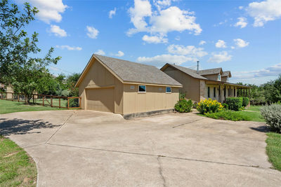 221 Chaparral Rd — photo 2