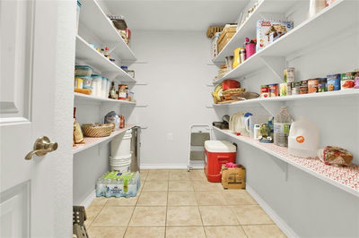 220 Three Creeks Dr — photo 5