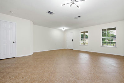1806 Carriage Hills Trl — photo 4