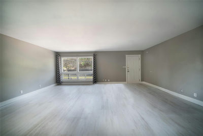 500 E Riverside Dr #242 — photo 5