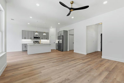 13 Country Place Dr — photo 3