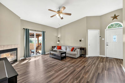 1100 Mira Loma Ln — photo 5