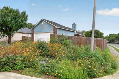 1100 Mira Loma Ln — photo 2