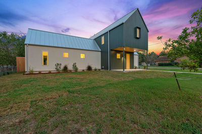 420 S Brazos St — photo 3