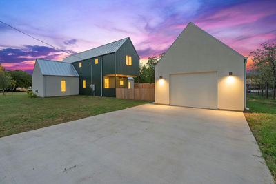 420 S Brazos St — photo 4