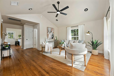 107 Russell St — photo 4