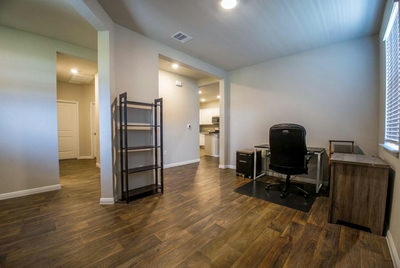 102 Rainmaker Cv — photo 3