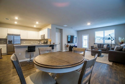 102 Rainmaker Cv — photo 2