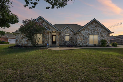 100 Grove Ln — photo 2