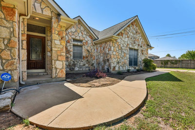 100 Grove Ln — photo 3