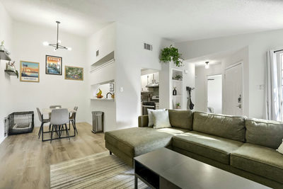 11904 Sunhillow Bnd — photo 3