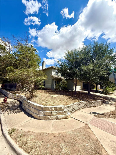 11400 Hereford St — photo 3