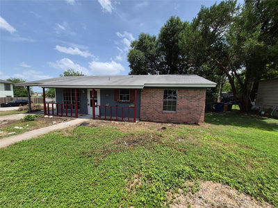5701 Glen Meadow Dr — photo 2