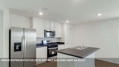 204 Childress St — photo 4