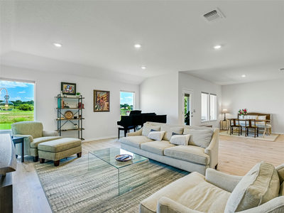 442 Colovista Pkwy — photo 2