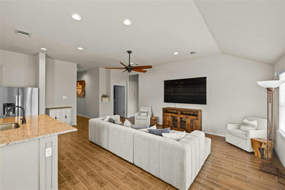 21204 Santa Rosa Ave — photo 4