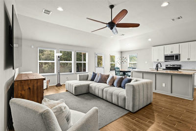 21204 Santa Rosa Ave — photo 2