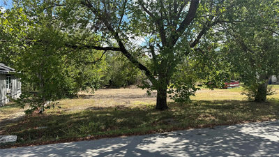 602 Burkett St — photo 4