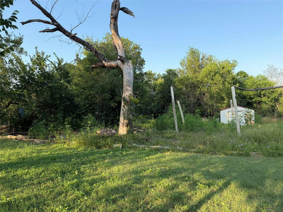 602 Burkett St — photo 3
