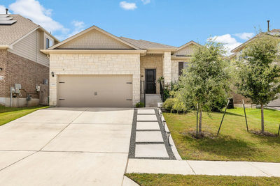 220 Castlefields St — photo 2