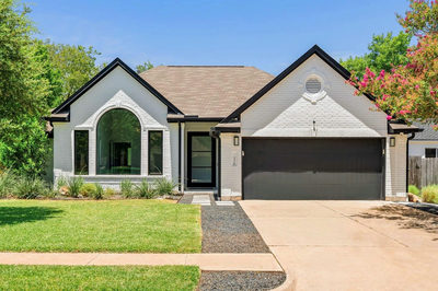 7704 Kiva Dr — photo 4